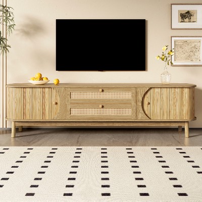PINGGO Natural Wood TV Cabinet Konsola do przechowywania stylu rustykalnym rattanowymi drzwiami bocznymi szufladami do dekoracji salonu
